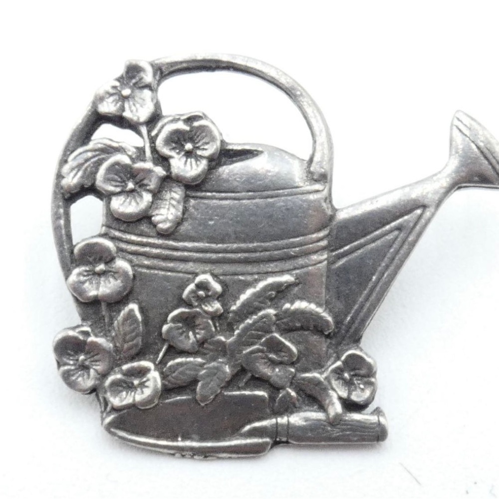 Birds and Blooms limited edition 2000 pewter brooch.